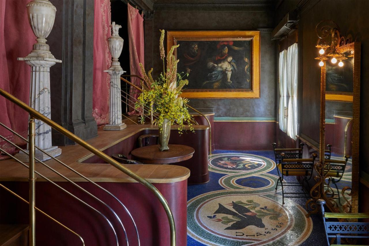 Ulysses, An Ash Hotel Baltimore Buitenkant foto