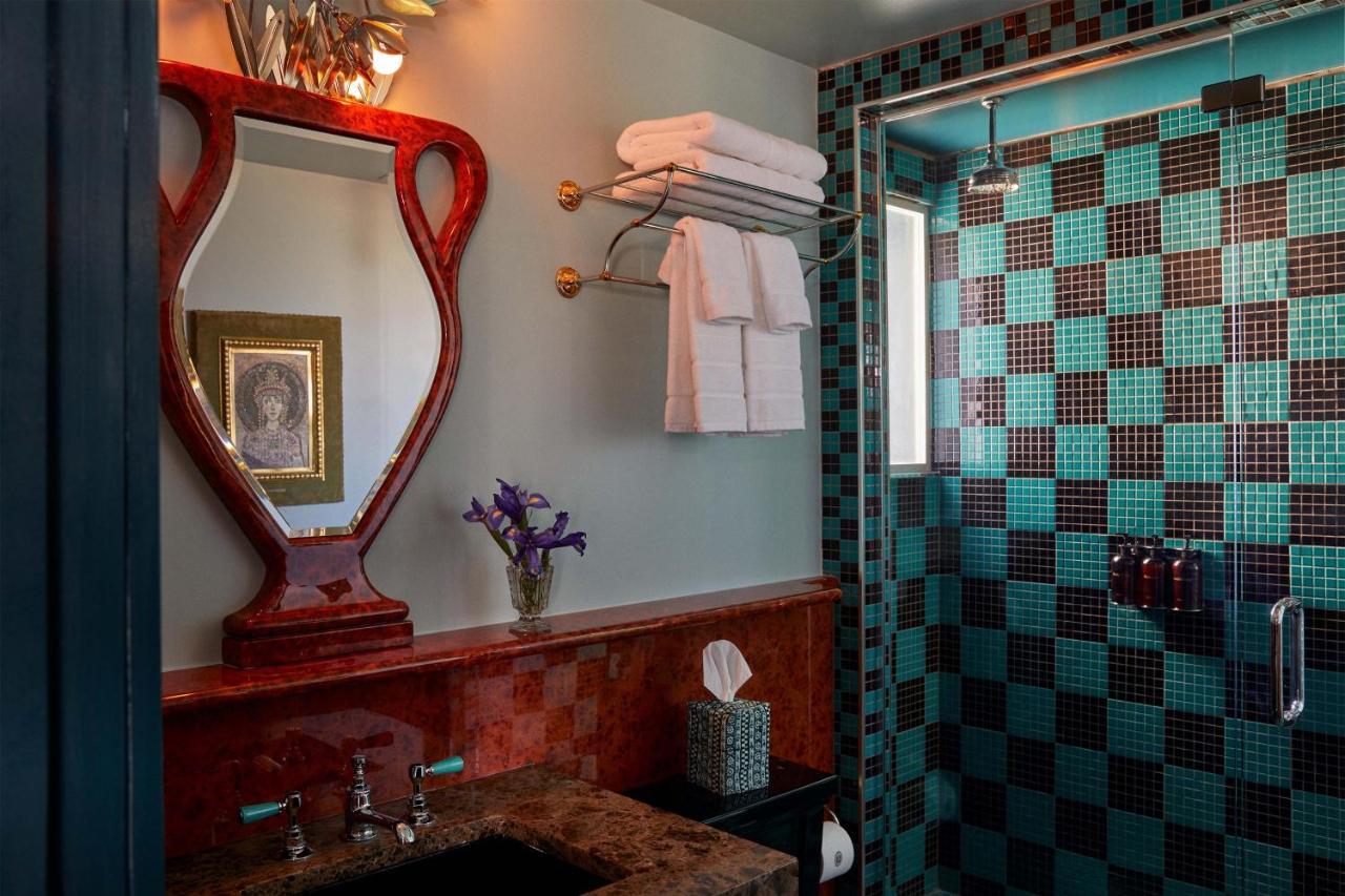 Ulysses, An Ash Hotel Baltimore Buitenkant foto