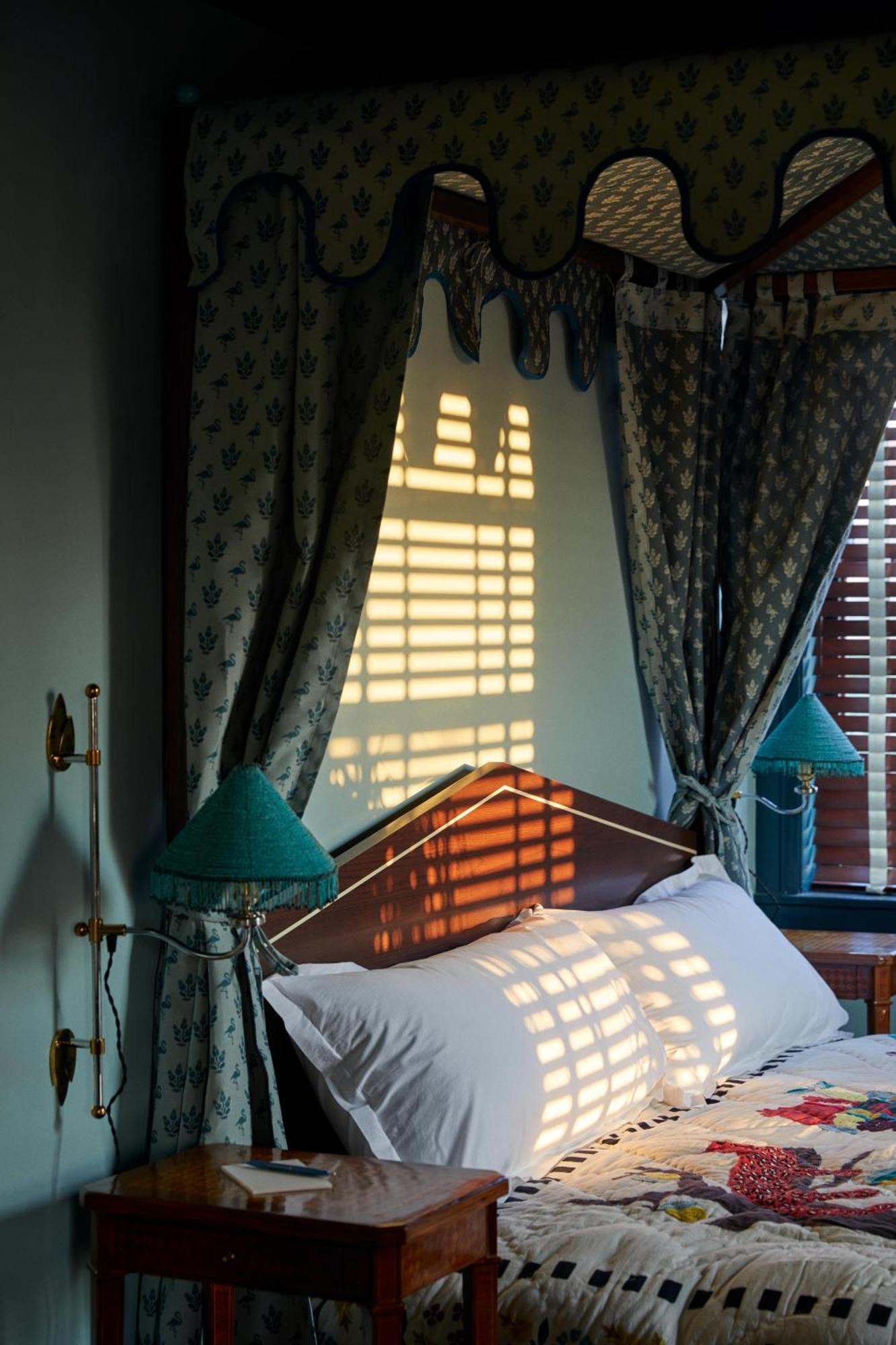 Ulysses, An Ash Hotel Baltimore Buitenkant foto
